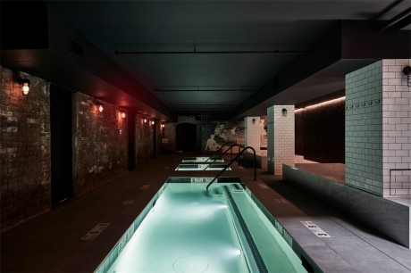 布鲁克林某厂房改造spa浴场